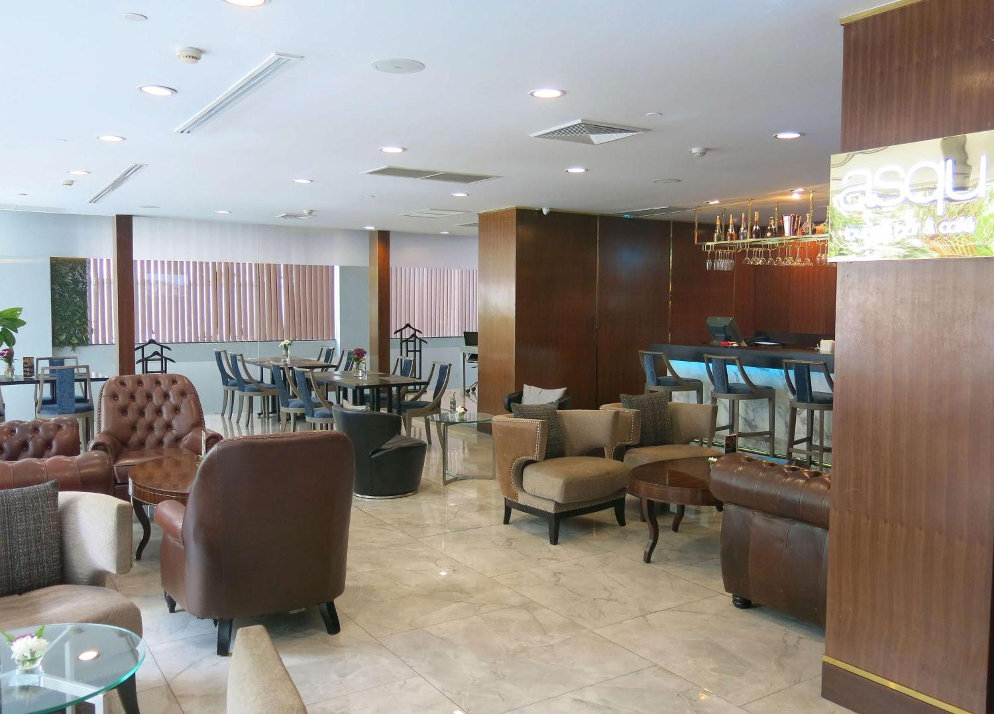 Hotel Radisson Sukhumvit - Sha Extra 4*