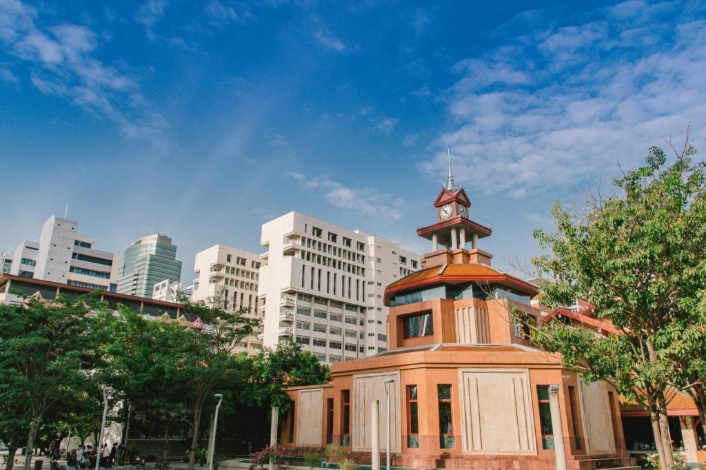 Hotel B2 Huai Khwang Premier Bangkok