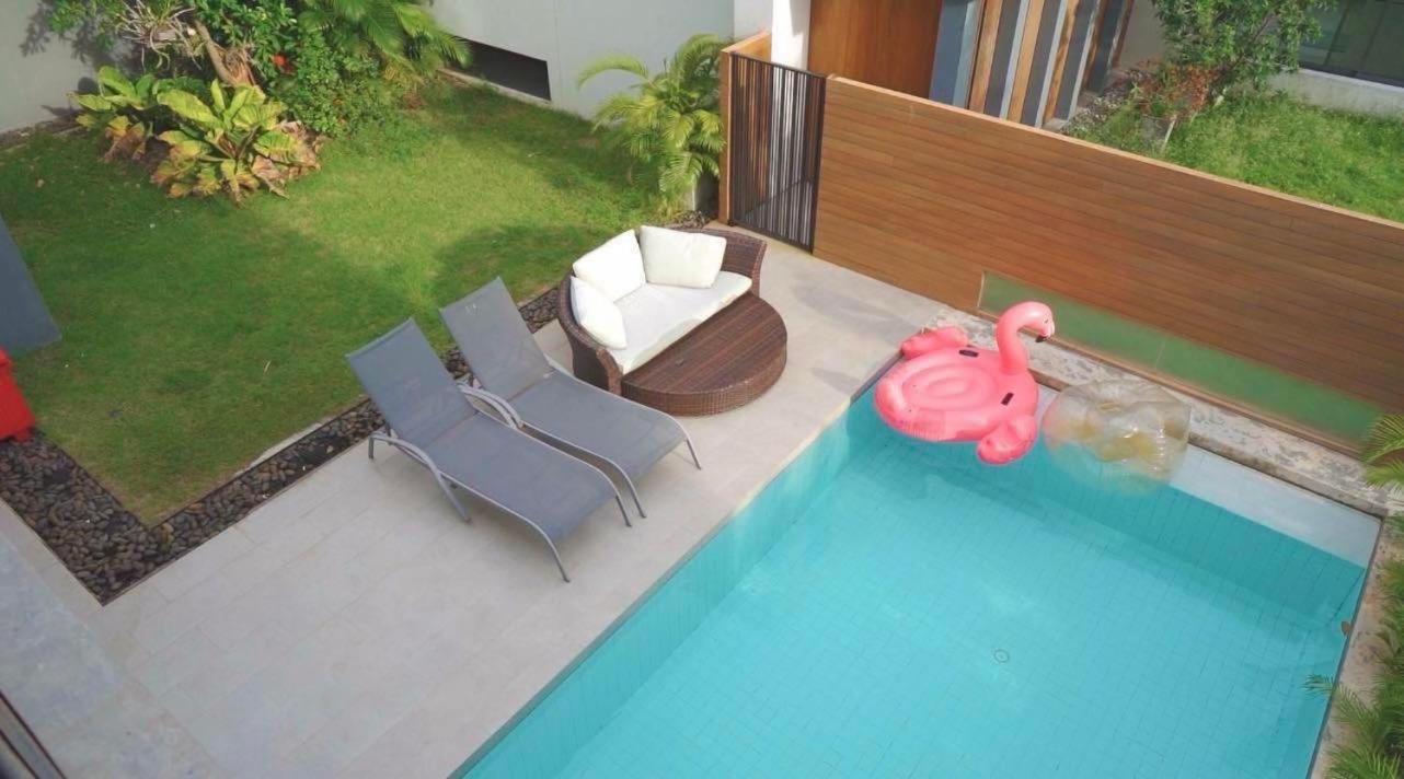 Pool 107a Villa