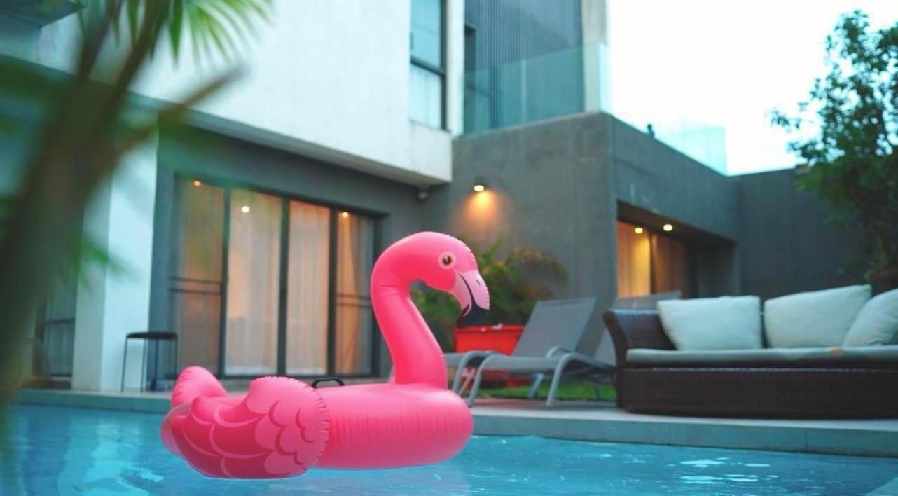 Pool 107a * Bangkok