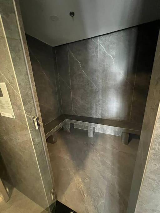 Phraram 9 - G Tower - Jodd Fairs Market 欢迎光临 Apartamento *