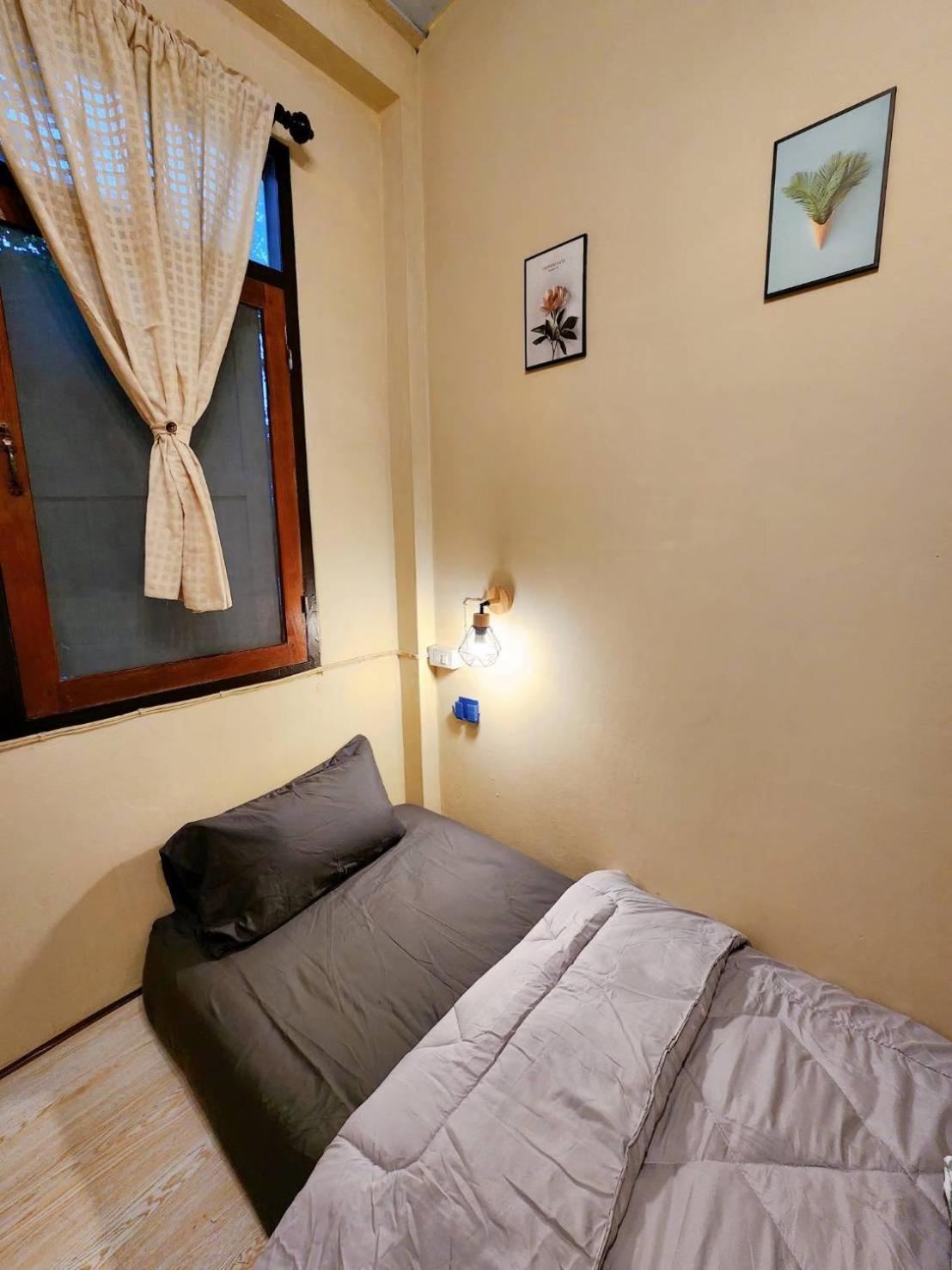 Apartemen 213-cozy And Sweet Place Near Bts And Free Wi-fi *
