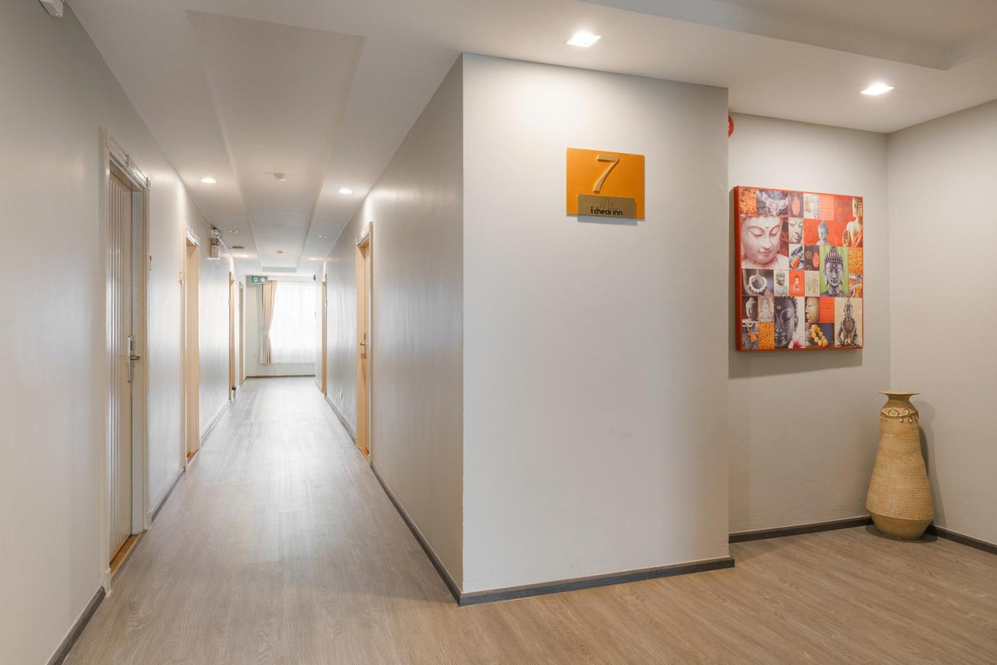 Icheck Soi 2 Hotel Banguecoque