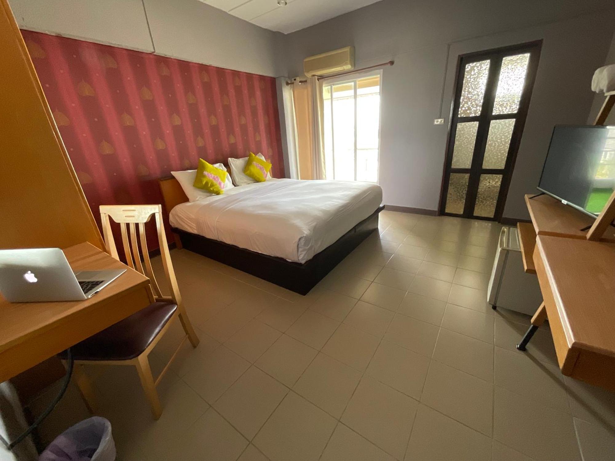Hotel Plai And Herbs Suvarnabhumi Airport 3*