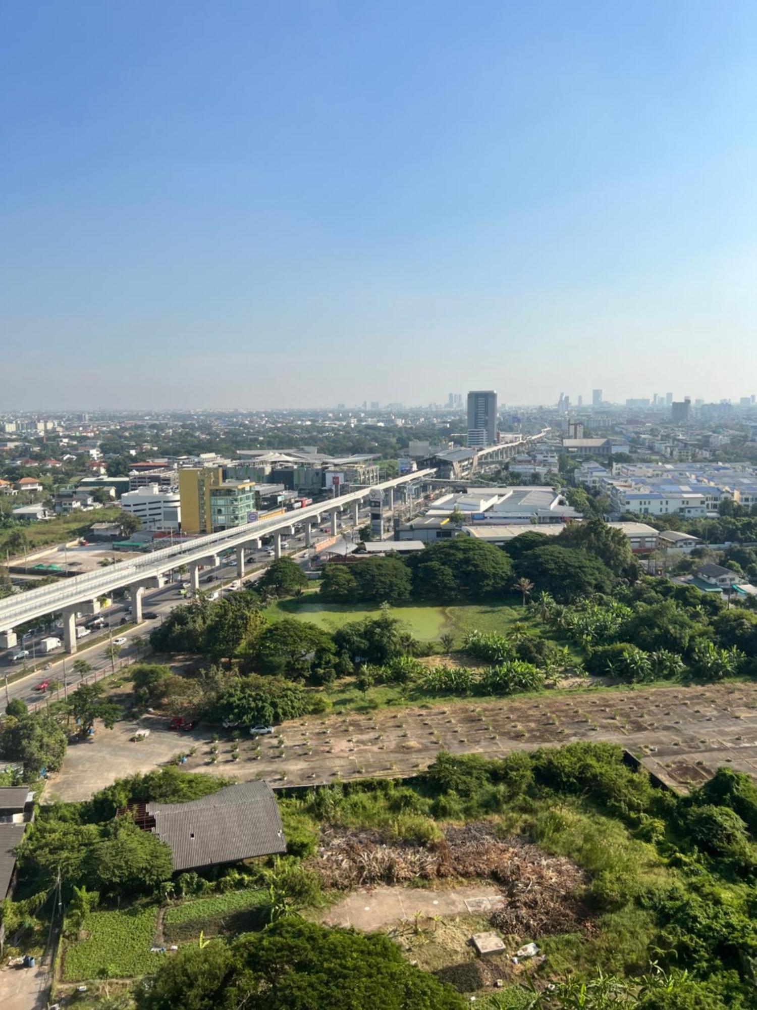 Regent Srinakarin 19a *