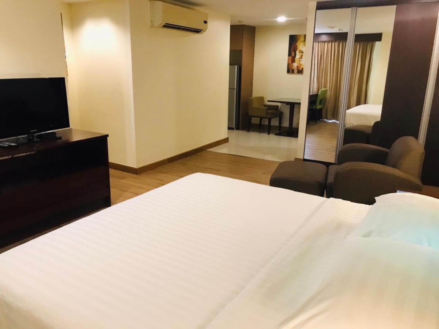 Aparthotel Lohas Residences Sukhumvit 2 4*