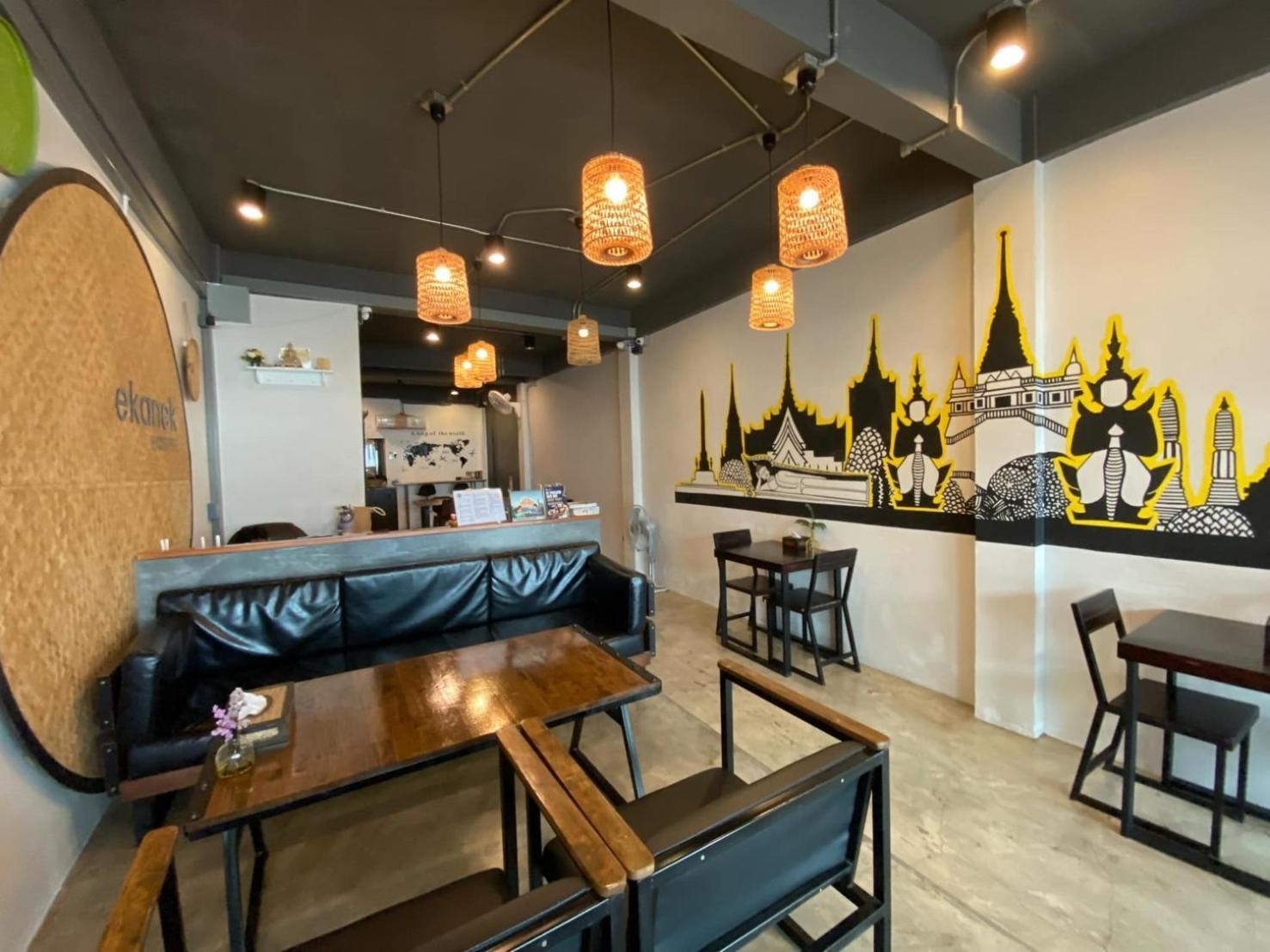 Ekanek (adults Only) Albergue Banguecoque