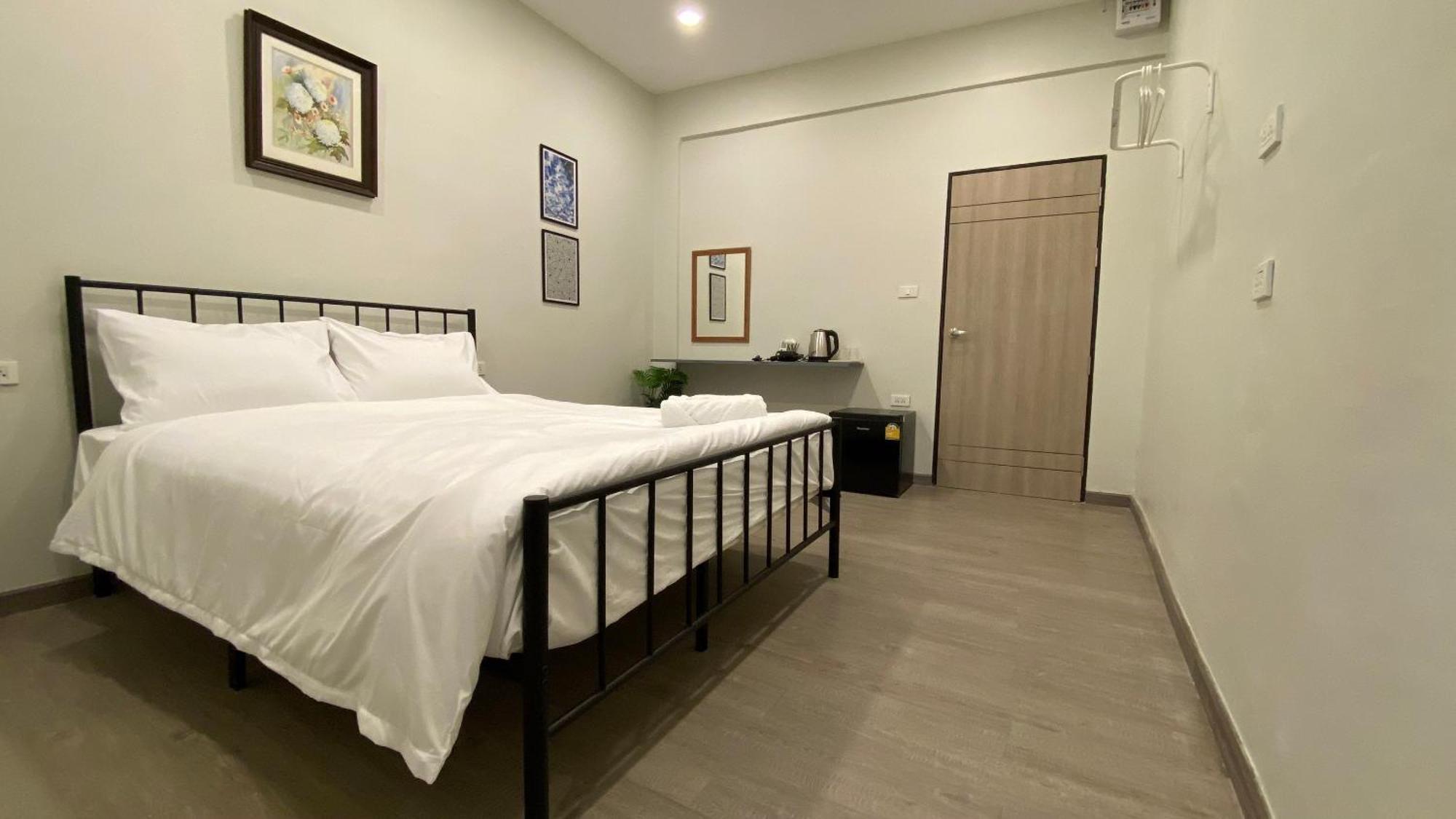 Hidden Dragon X Yaowarat Road Apartment *