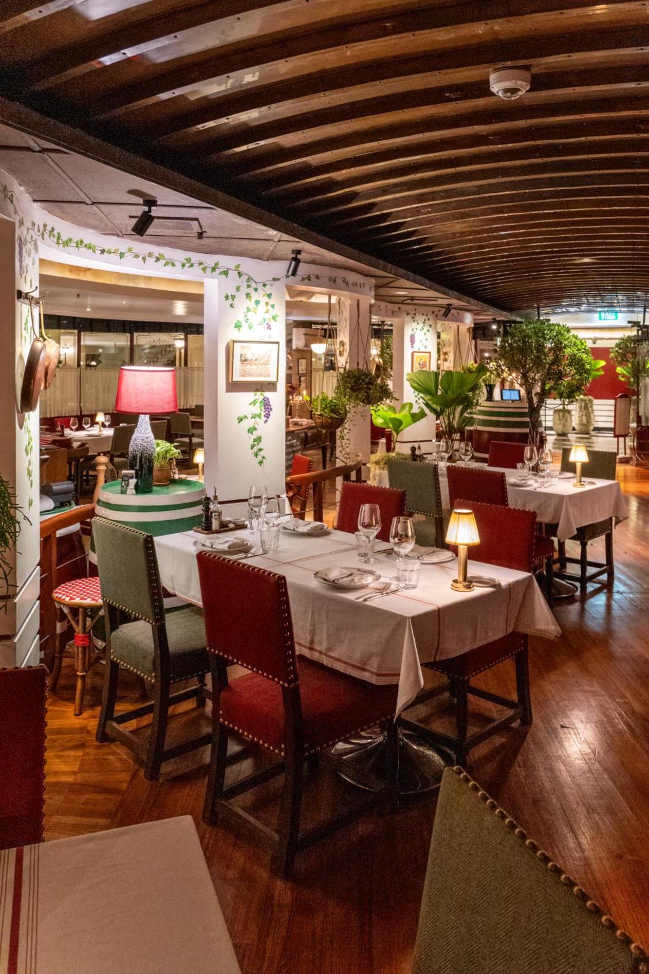 Grand Hyatt Erawan - Sha Plus Certified 5* Bangkok