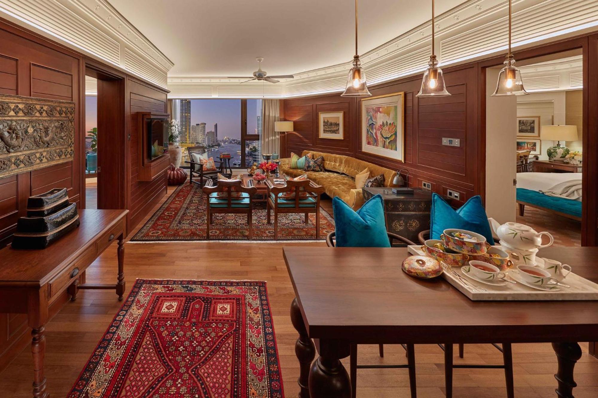 Mandarin Oriental, Hotel