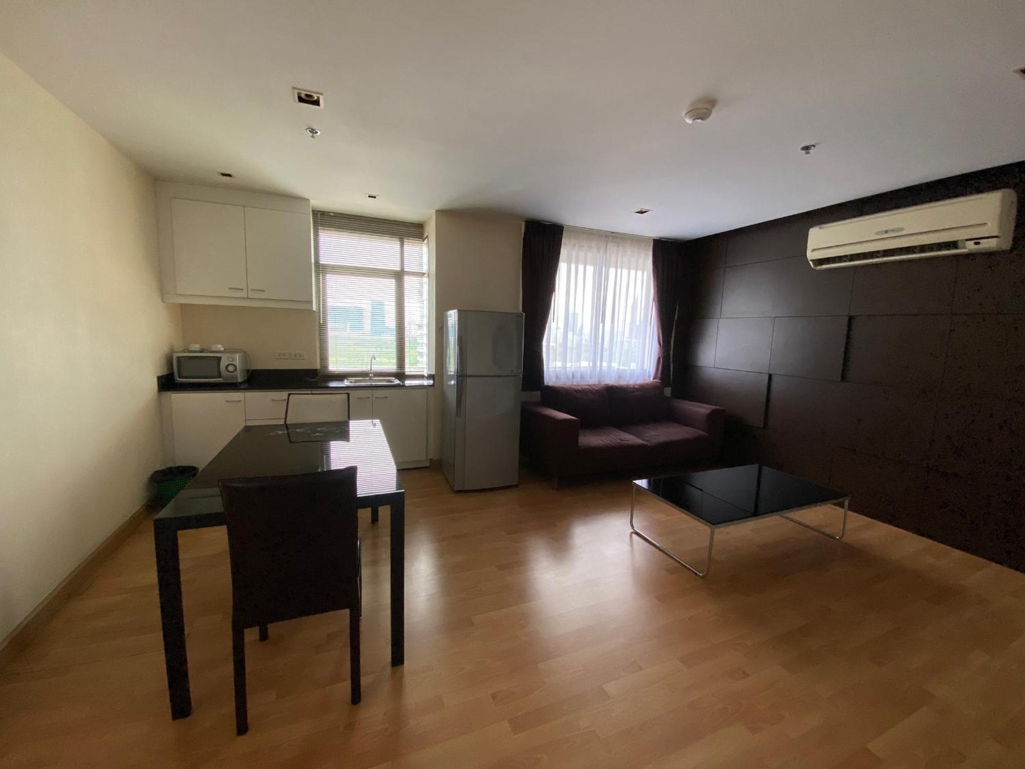 Nantiruj Tower - นันทิรุจ ทาวเวอร์ เซอร์วิสอพาร์ทเม้นท์ สุขุมวิท ซอย 8 Appartement Bangkok