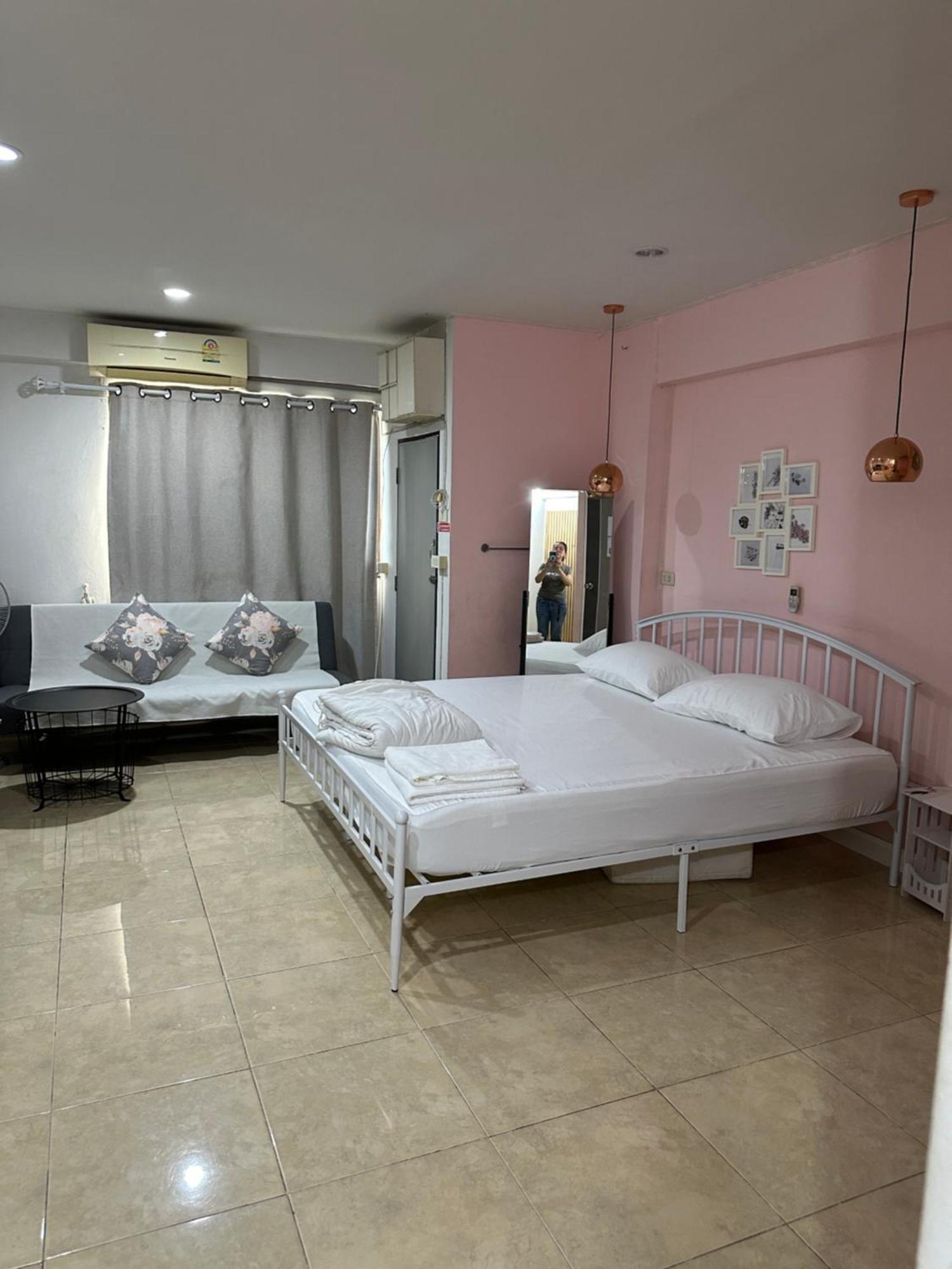 Apartment Sweet Honey Tossed Private Bangkok