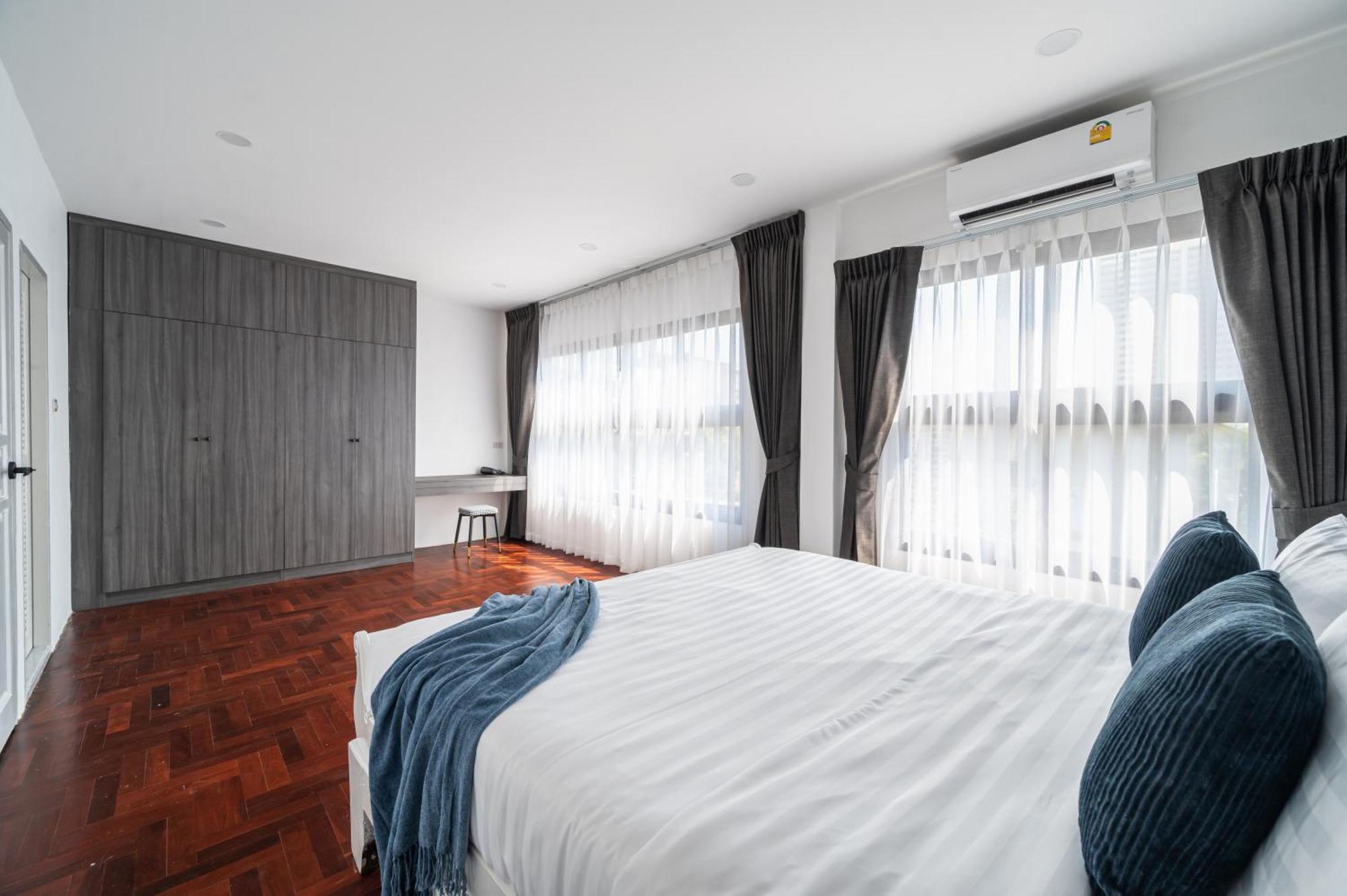 S21 Mellow Phromphong Bangkok