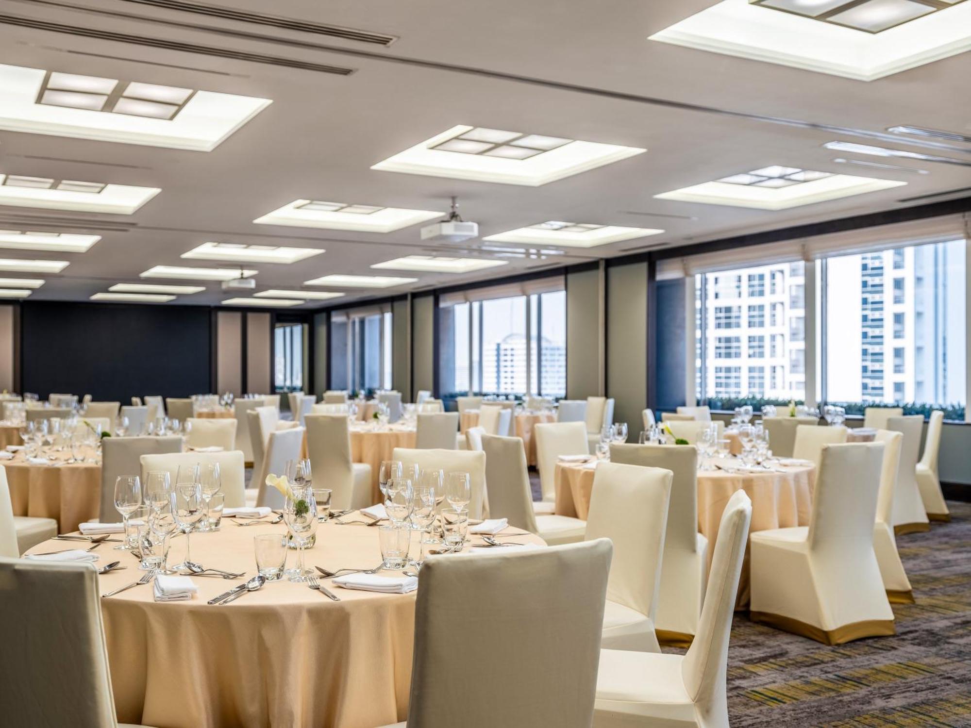 Hotel Crowne Plaza Lumpini Park By Ihg