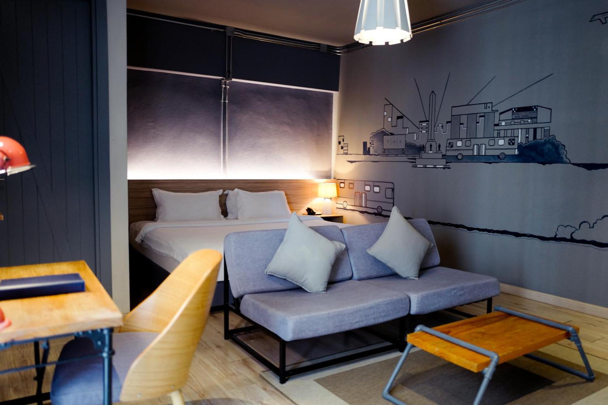 Tha Loft By Th District Hotel