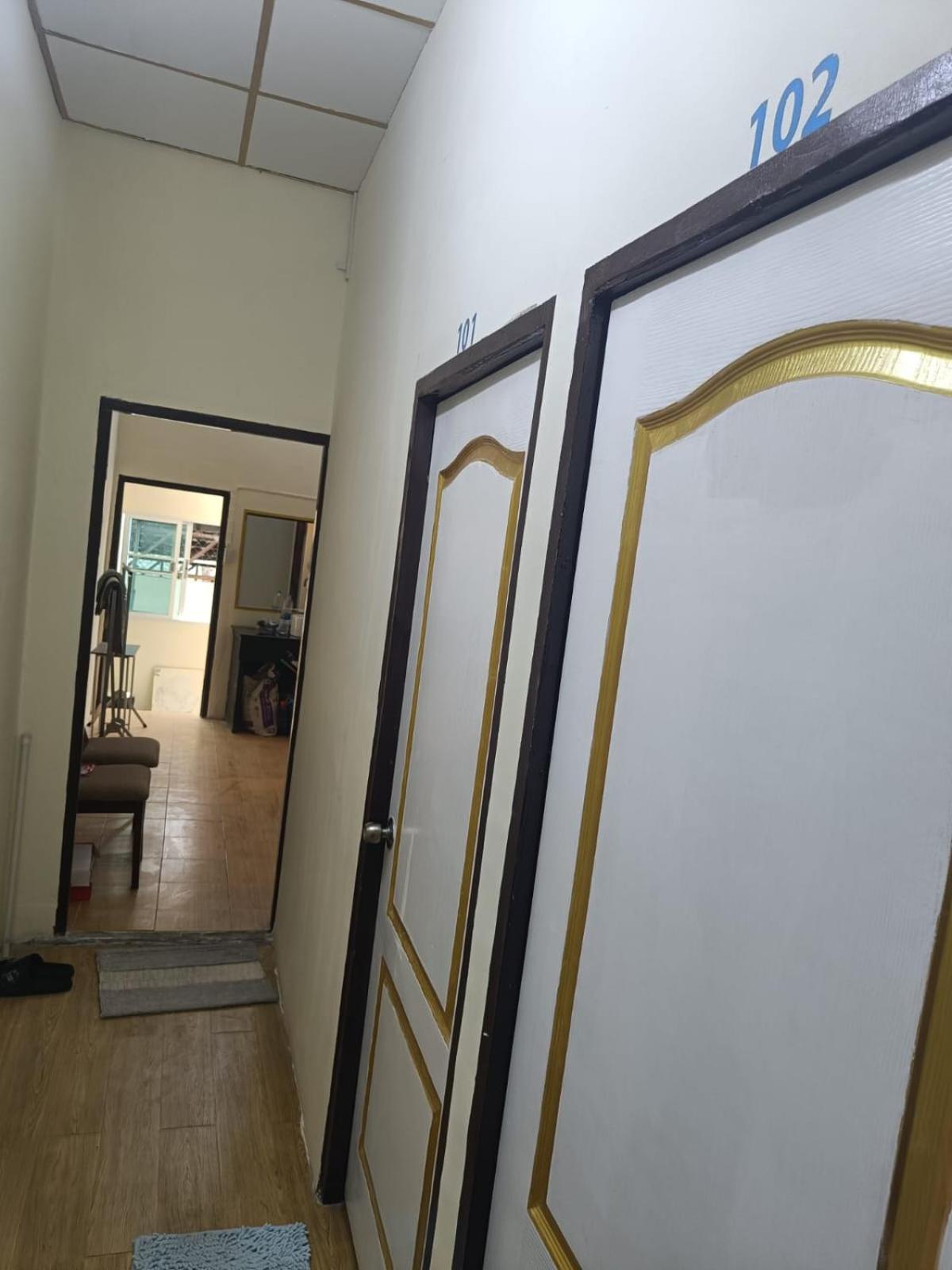 The House Hostel