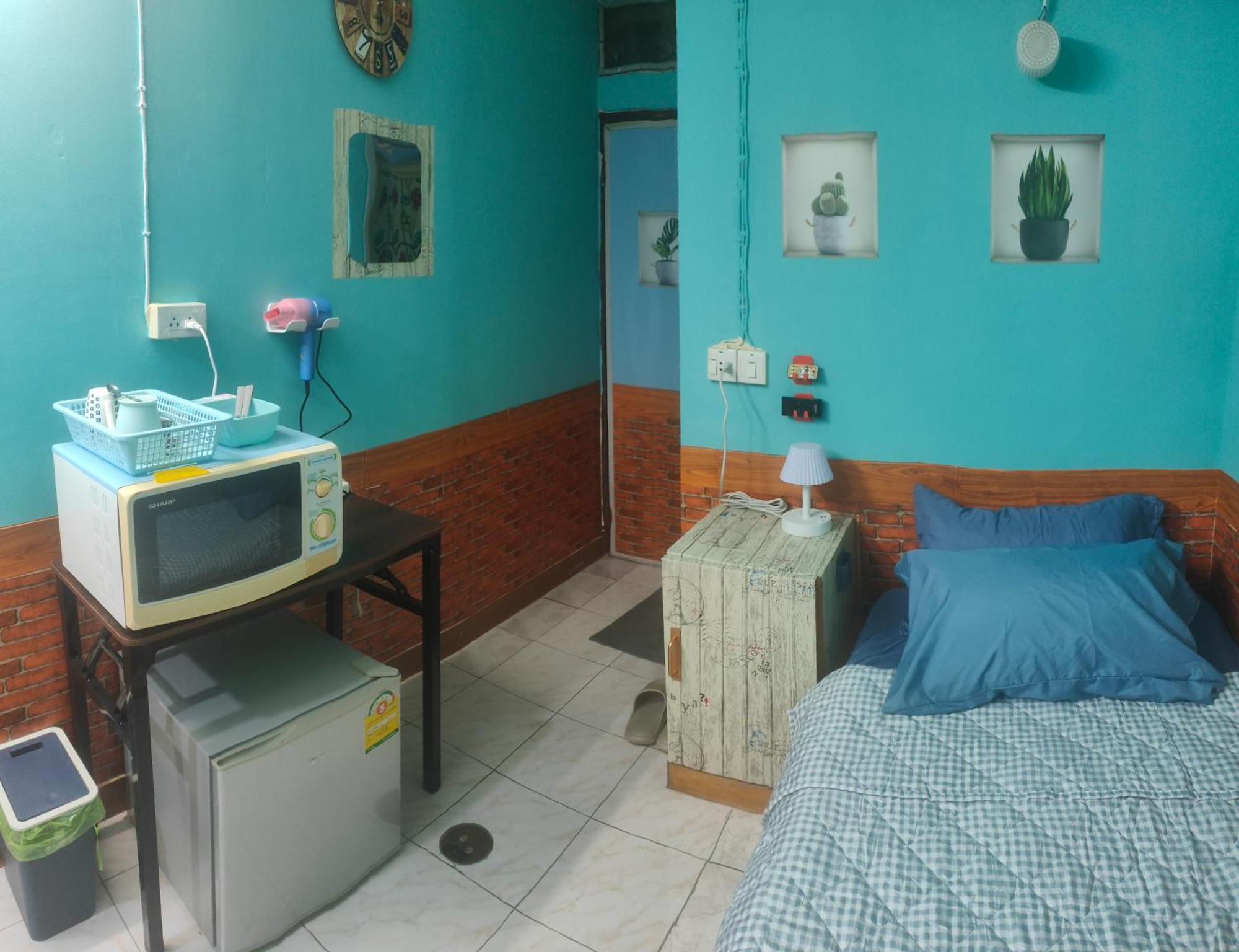 J Place 102 With Free Wi-fi Apartemen *