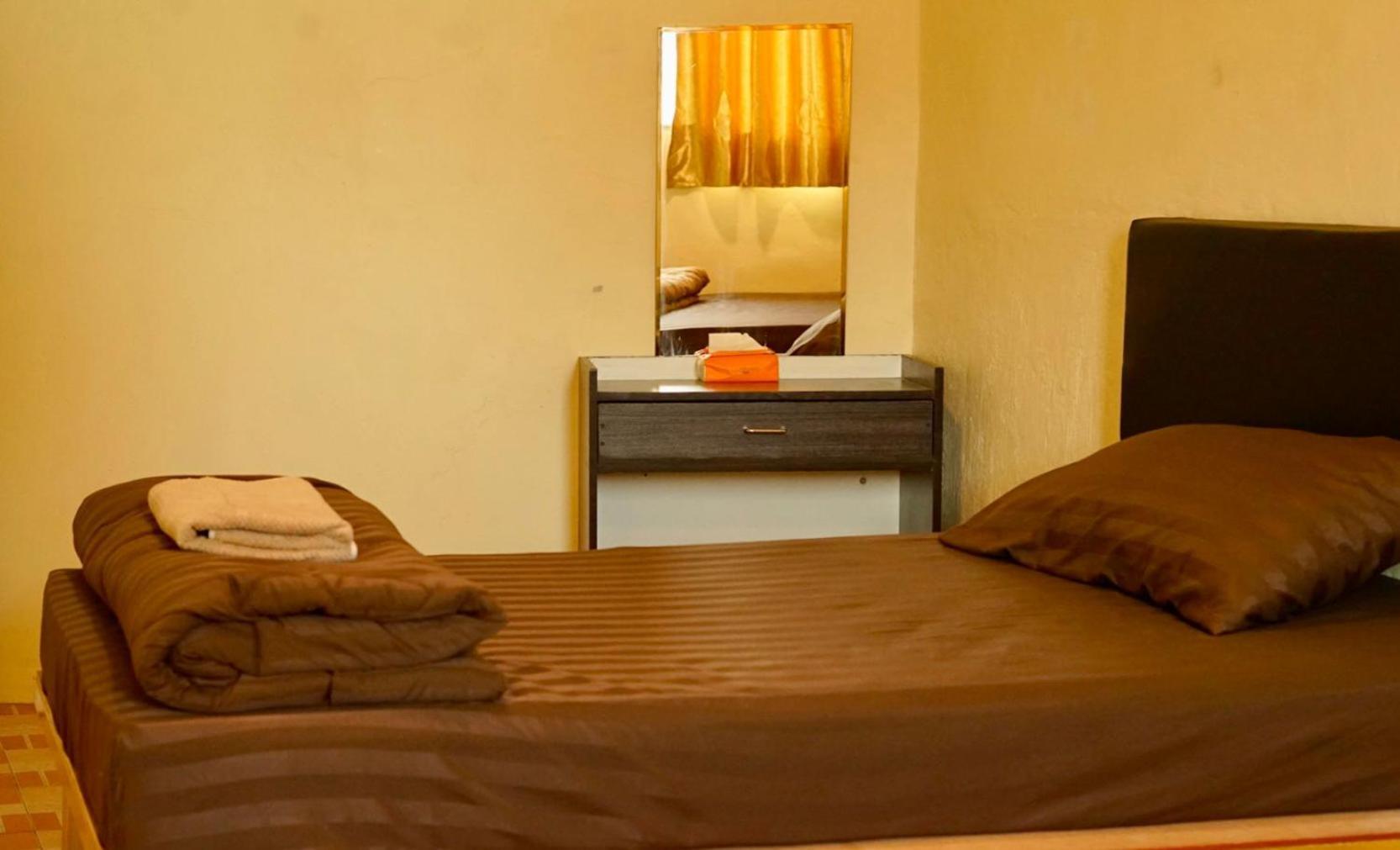 The House Hostel *