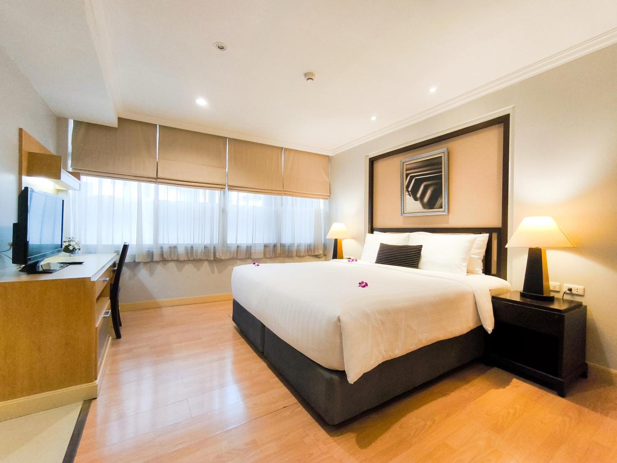 The Key Hotel