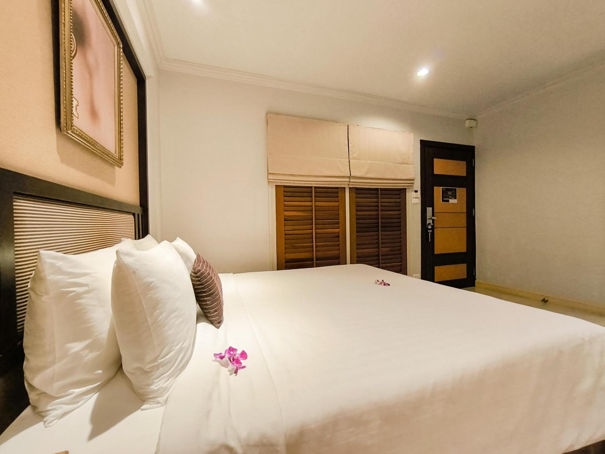 The Key Hotel