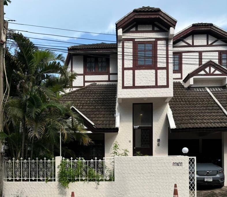 Holiday home Baanphahol2 *