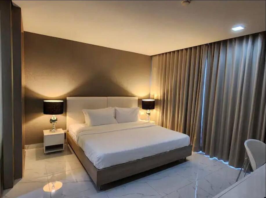 - Sukhumvit Soi 5 Bts Nana- Size 47m2 Apartment *