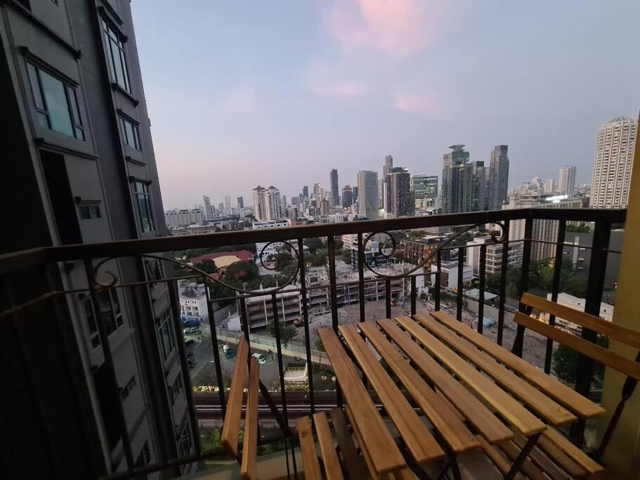 1br At Thonglor Bts Infinitypool Overlooking Apartment