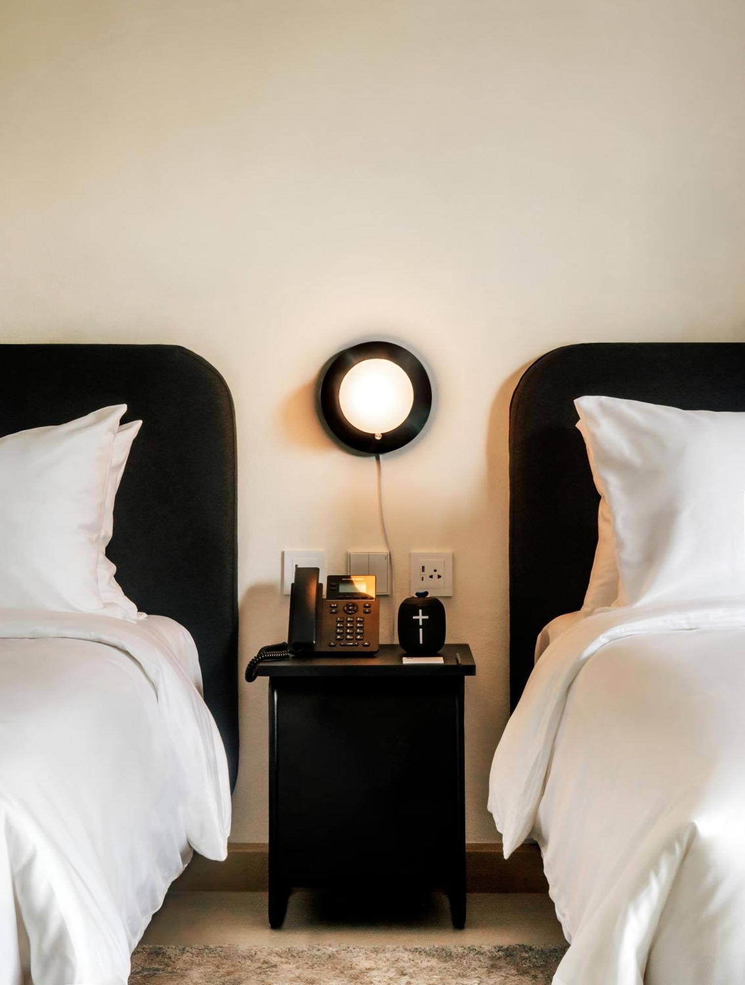 Hotel The Standardx, Phra Arthit Bangkok