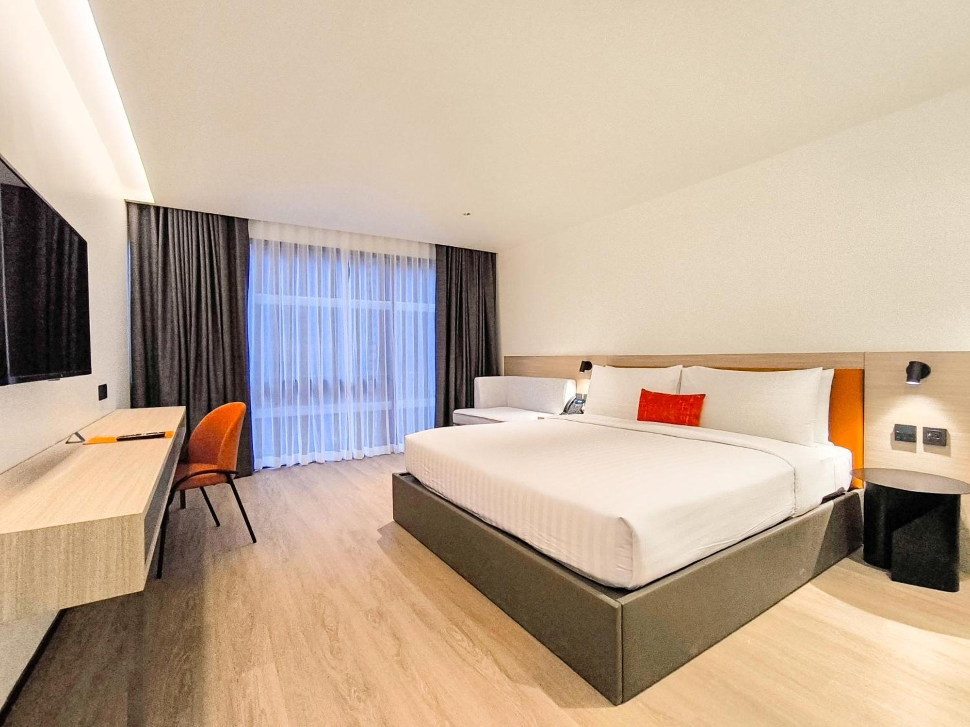 Citichic Sukhumvit 13 By Compass Hospitality Hotel