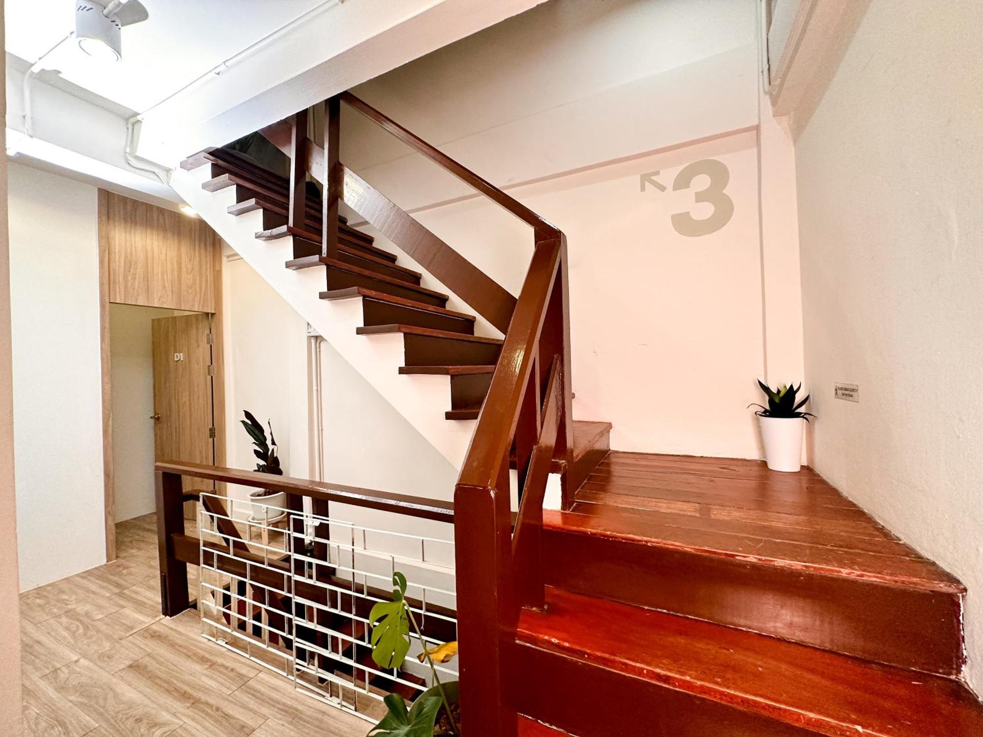 Albergue Neighborhood Bangkok