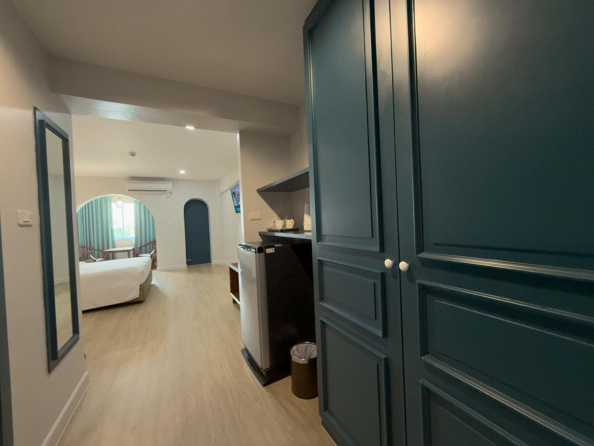 Regent Ramkhamhaeng 22 Hotel 3*
