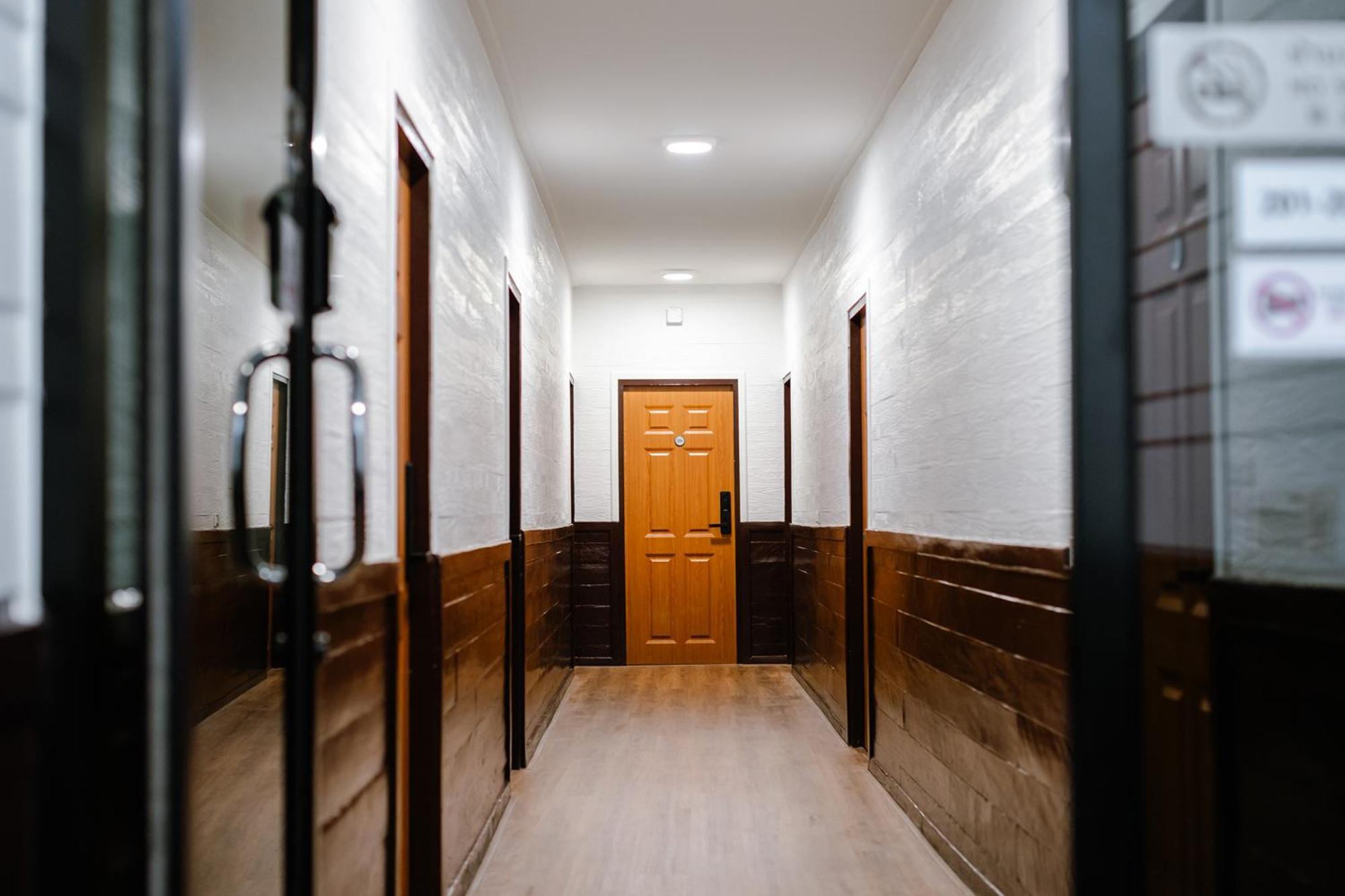 Hostel Diff