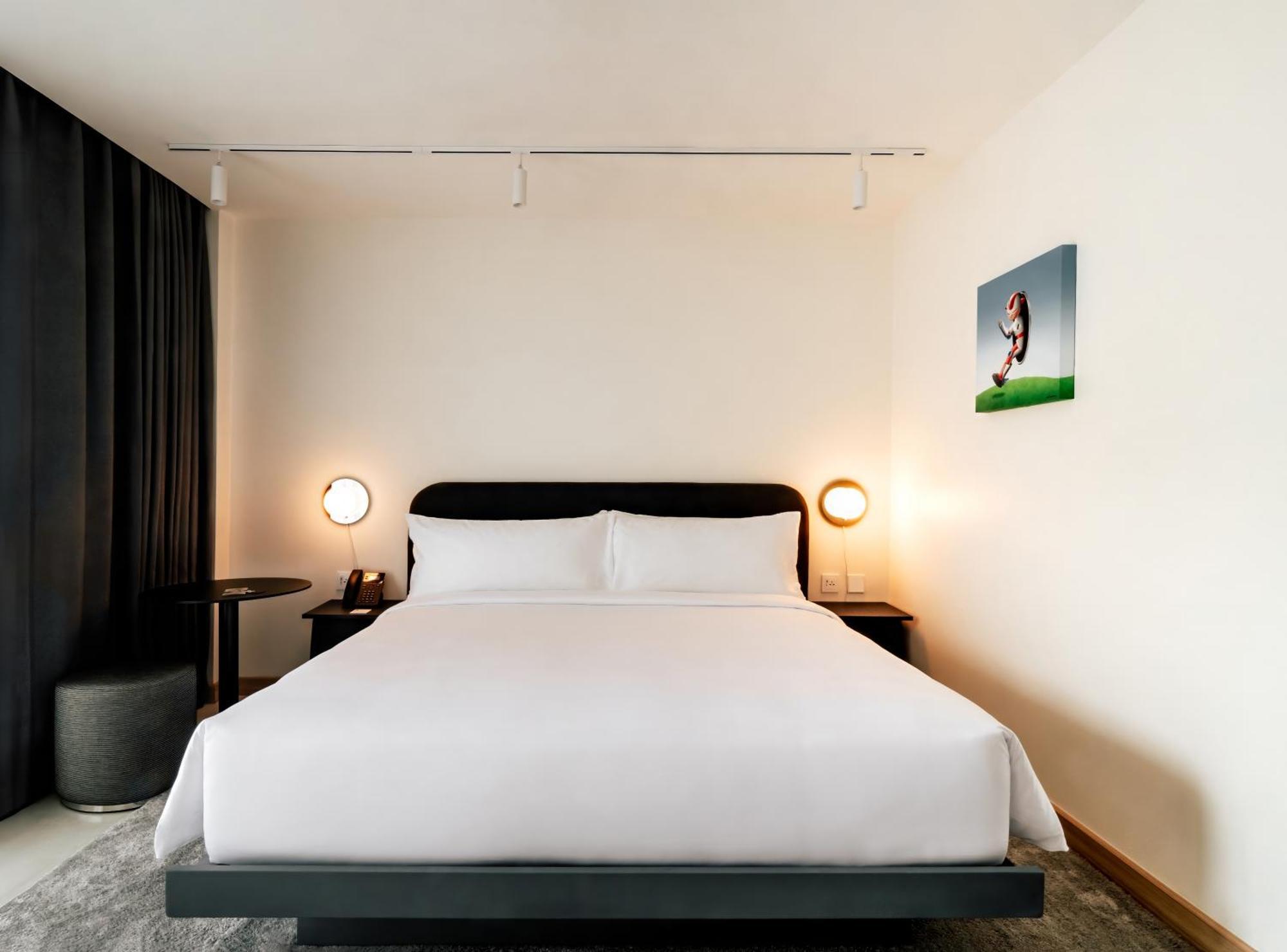 The Standardx, Phra Arthit 4* Bangkok