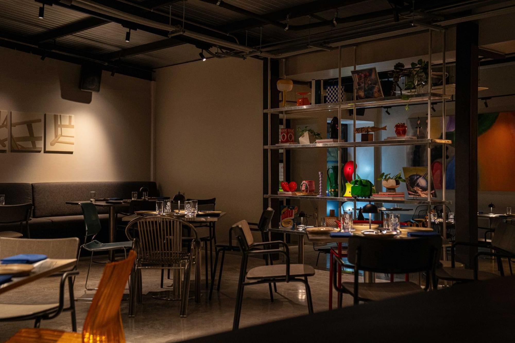 The Standardx, Phra Arthit Bangkok