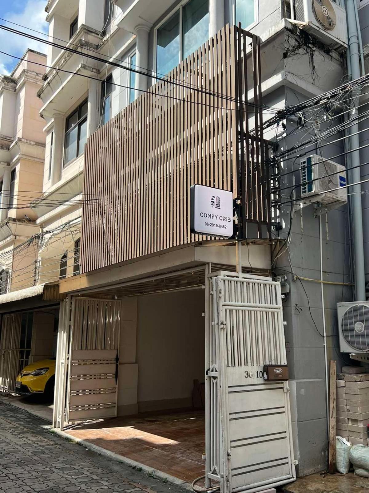 Asrama Comfy Crib 2 Bangkok