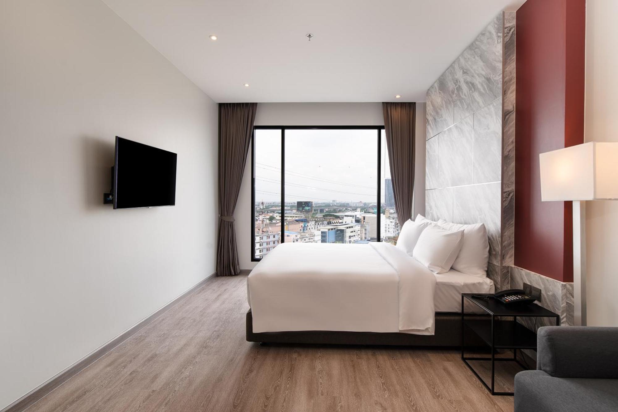 Thaya Hotel 5*