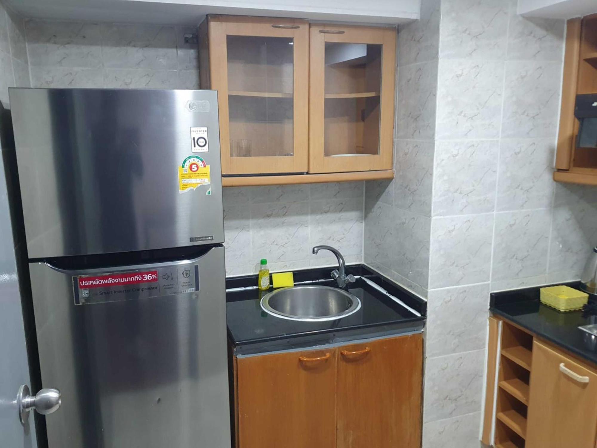 Apartment Direct At Omni Complex, Nana