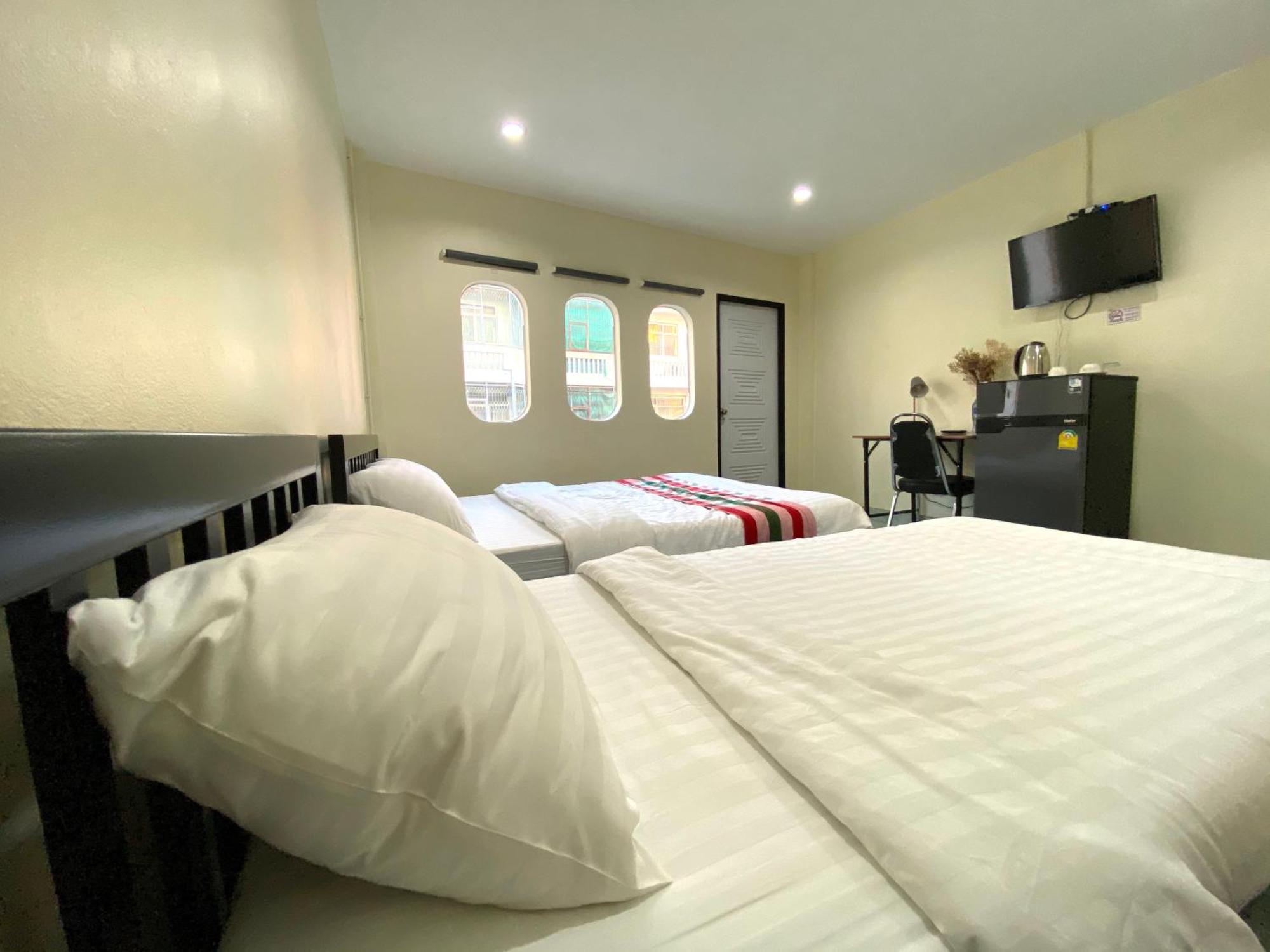 Sleep At - Don Mueang Hostel *
