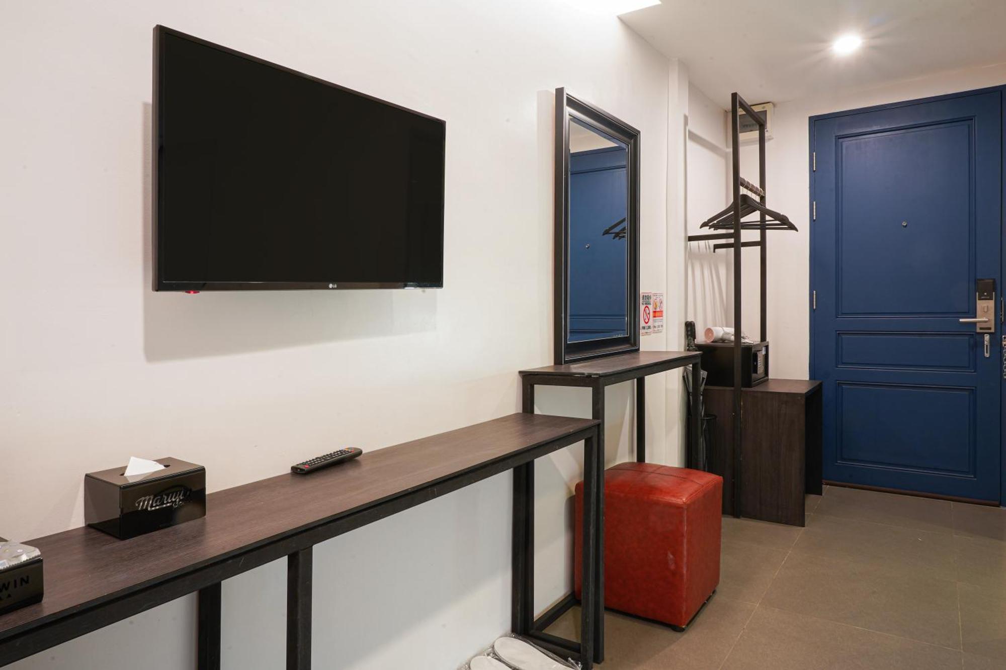Marwin Space Hotel 2*