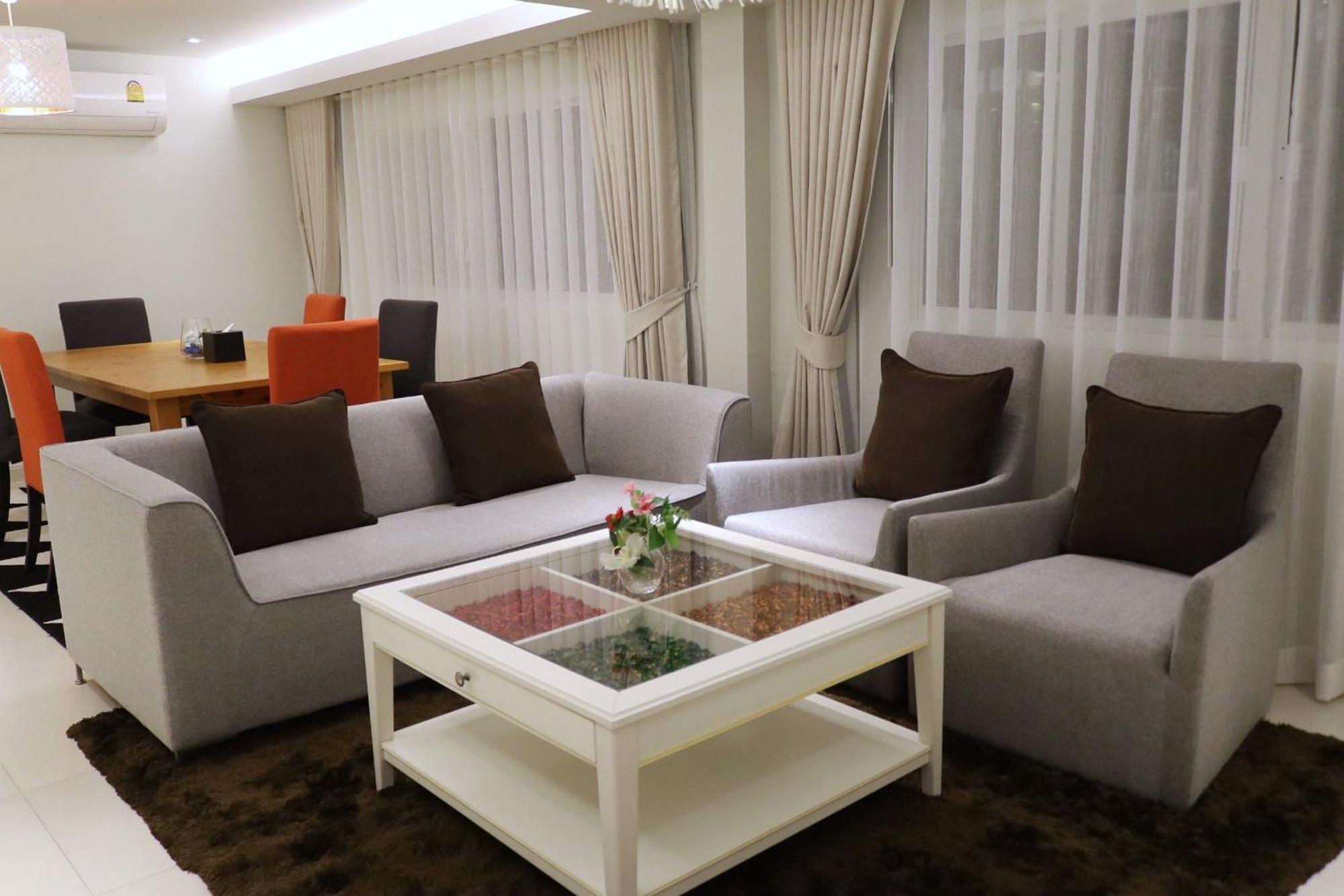 Tinidee Trendy Khaosan