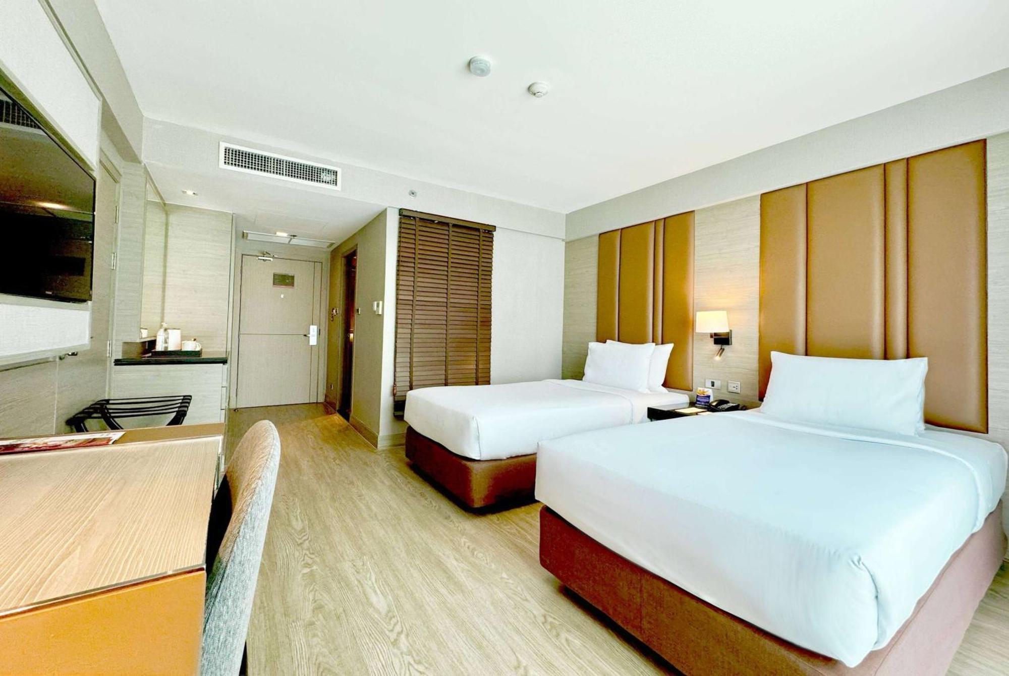 Hotel Ramada By Wyndham Sukhumvit 11 Bangkok