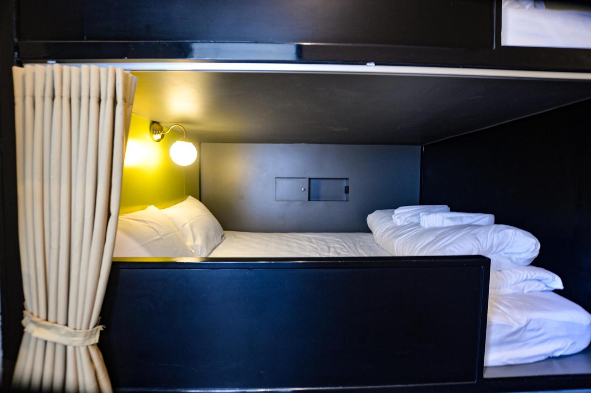 Hotel Four Sister Lamoon Bangkok
