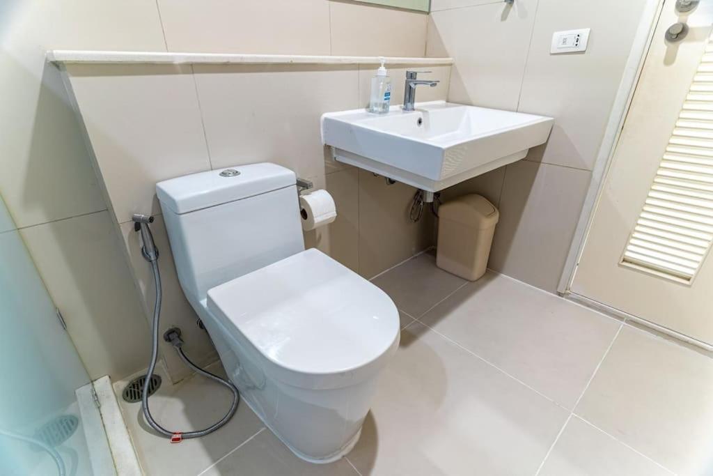 Thonglor Area 1 Bedroom Fastwifi Sauna Big Swimming Pool 38 * Bangkok