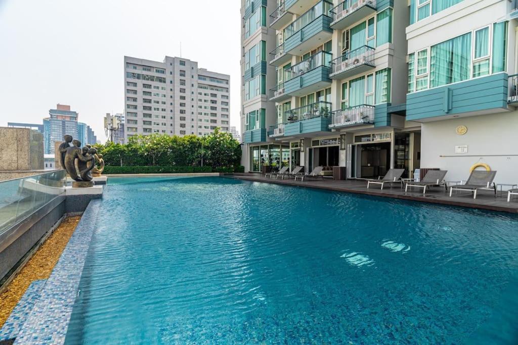 Thonglor Area 1 Bedroom Fastwifi Sauna Big Swimming Pool 38 * Bangkok