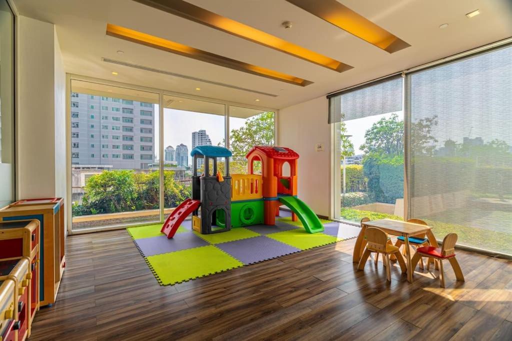 Thonglor Area 1 Bedroom Fastwifi Sauna Big Swimming Pool 38 Apartment *