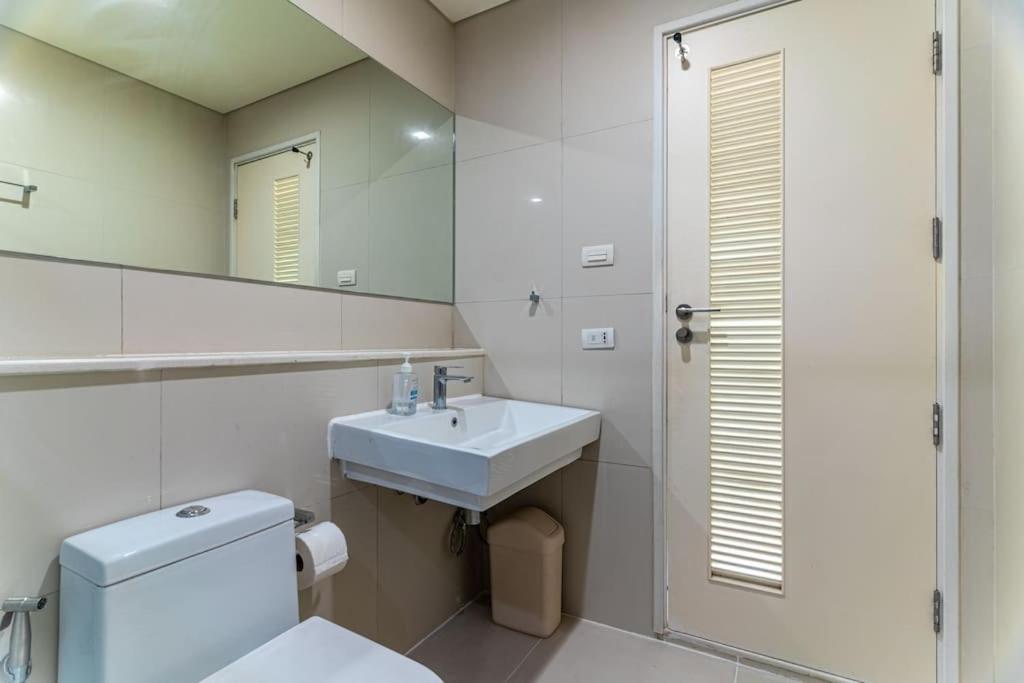 Thonglor Area 1 Bedroom Fastwifi Sauna Big Swimming Pool 38 Apartment