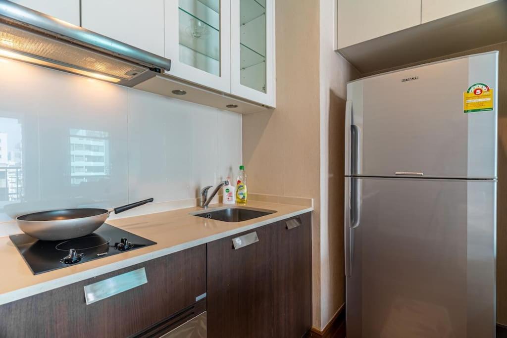 Thonglor Area 1 Bedroom Fastwifi Sauna Big Swimming Pool 38