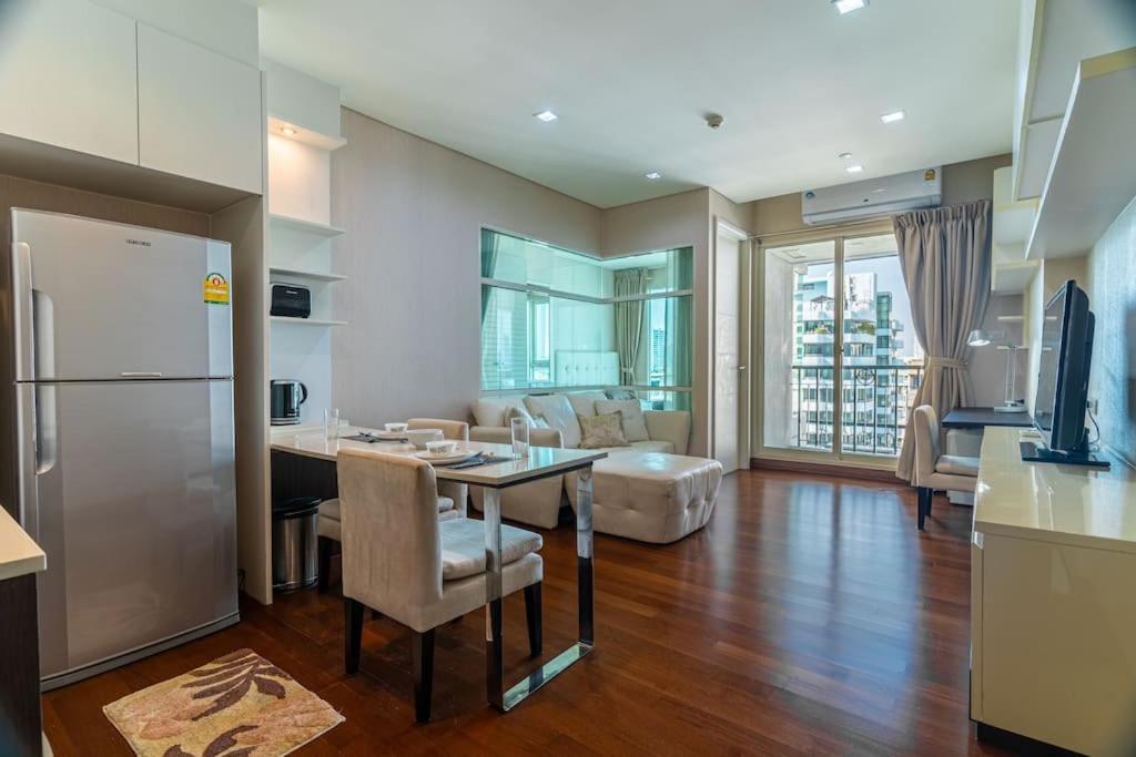Thonglor Area 1 Bedroom Fastwifi Sauna Big Swimming Pool 38 Apartment Bangkok