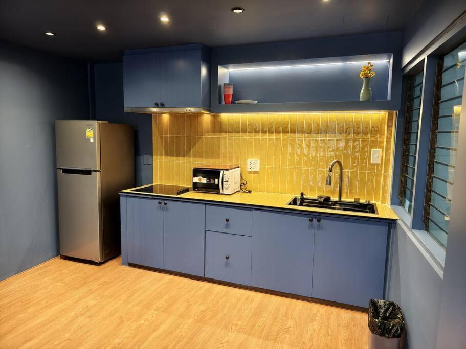 Thonglor Art House 5br With Beautiful Rooftop * Bangkok