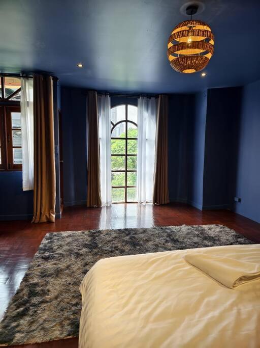 Thonglor Art House 5br With Beautiful Rooftop Holiday home Bangkok